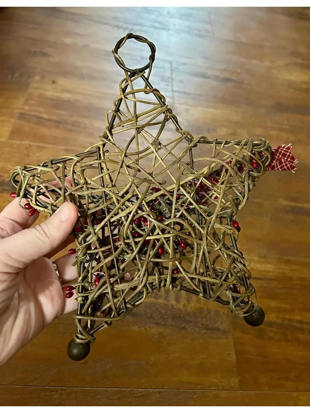 Rustic Rattan and Berry Christmas Tree Star Ornament Holiday Decor